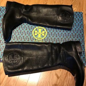Tory Burch Kiernan 35mm Riding Boots- Black